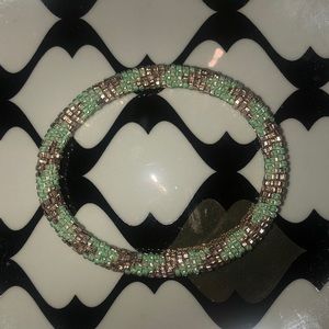 Gold and mint beaded bracelet
